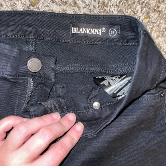 BlankNYC frayed jeans - Picture 5 of 15